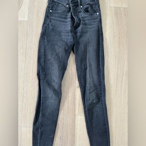 Mile high super skinny Levi’s